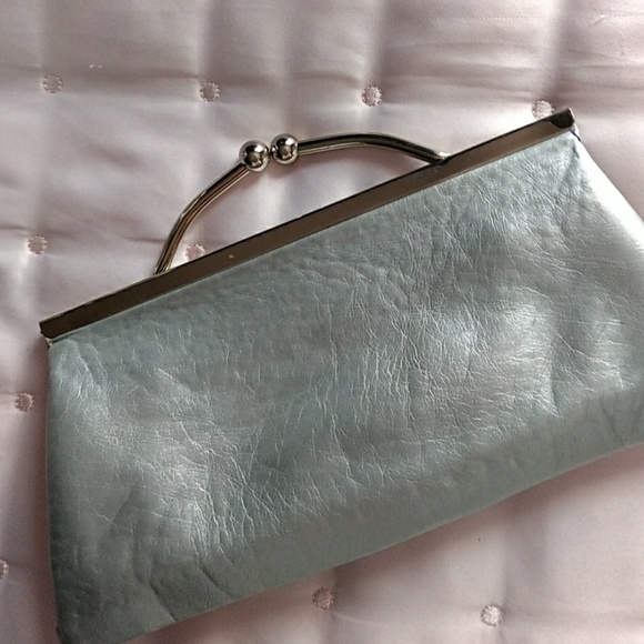 RSVP silver heels plus matching clutch - Picture 5 of 6